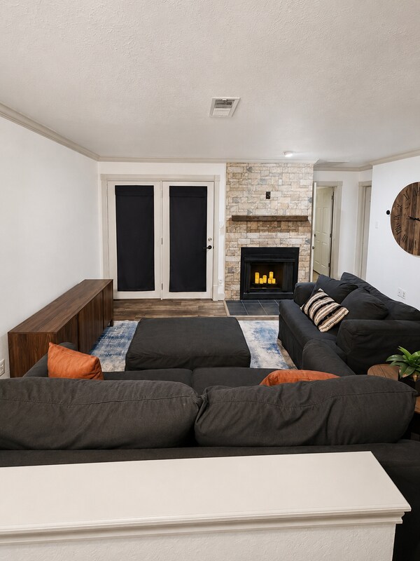 1310 Westheimer Rd Unit 209