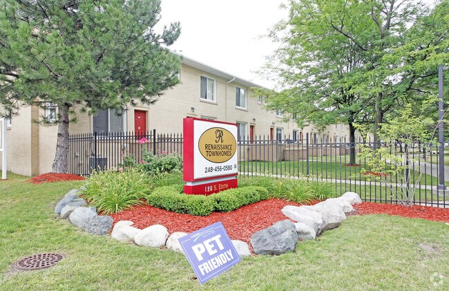 Photo - Renaissance Court