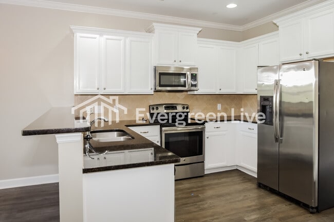 Photo - 107 SW Properzi Wy