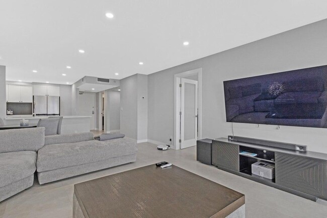 Photo - 3900 Galt Ocean Dr Unidad 2114