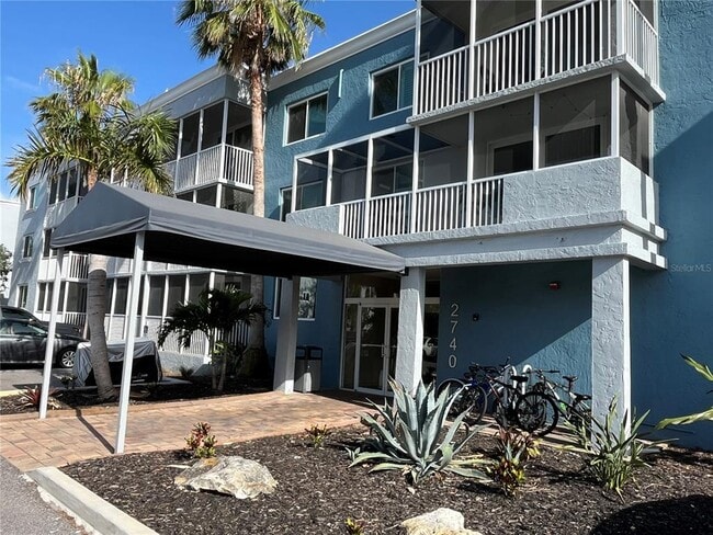 Building Photo - 2740 Coconut Bay Ln Unit 333 Rental