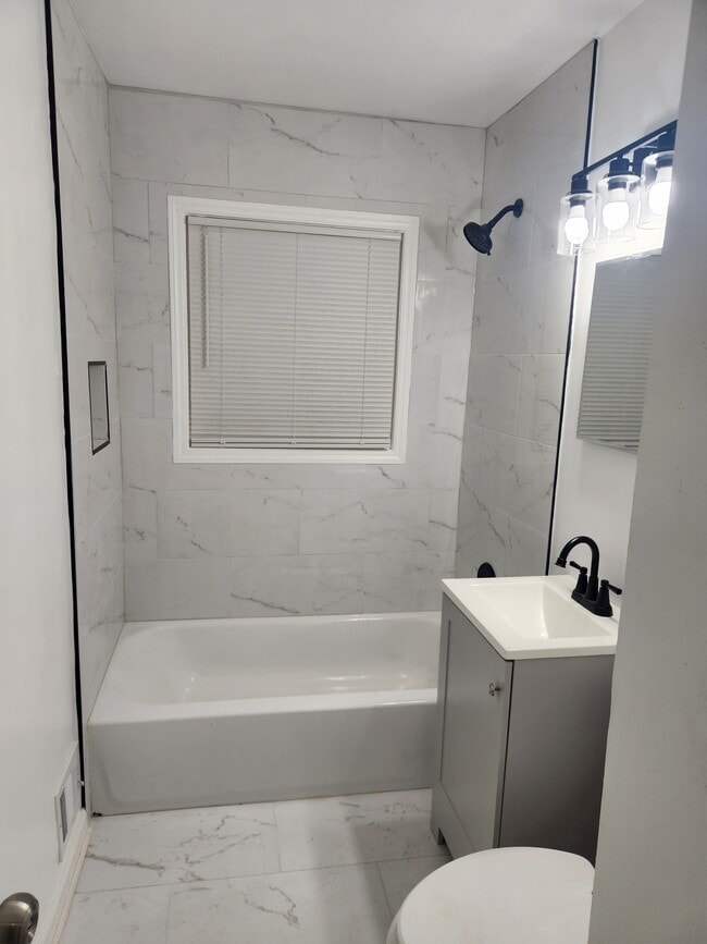 Photo - 2511 Millvale Ave