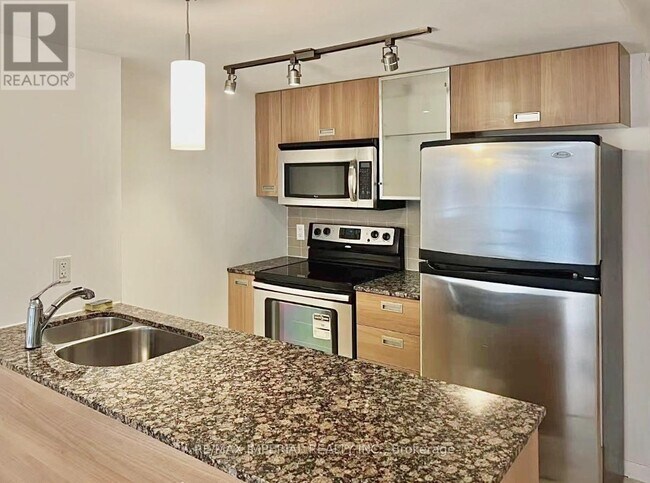 Photo - 38 Grenville St Unité 1006