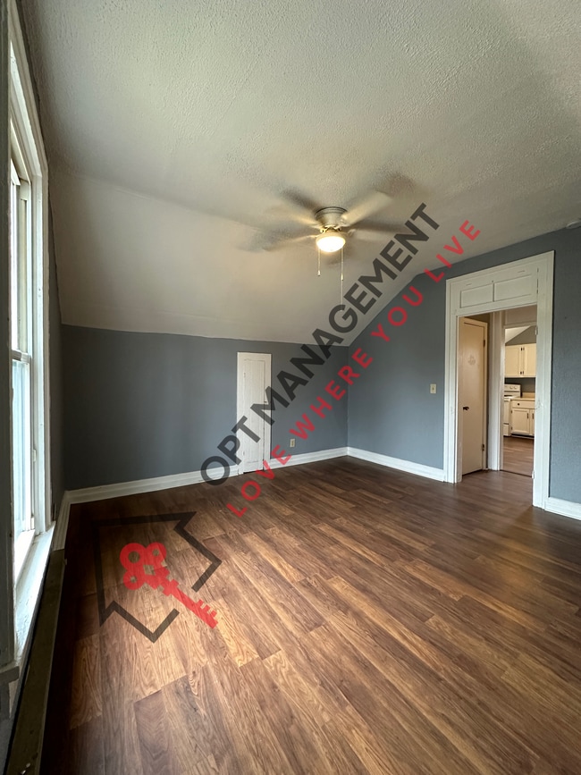 Photo - 1300 Morton St