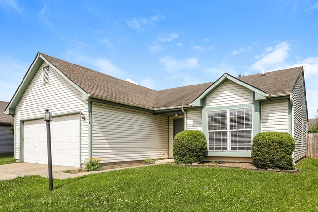 Photo - 5309 Waterton Lakes Dr