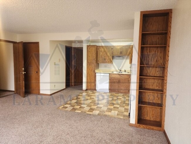 Photo - 1725 Fetterman Dr Unit B