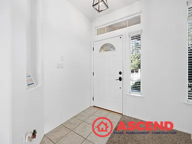 Photo - Beautiful 4 Bedroom Home In The Southwest!