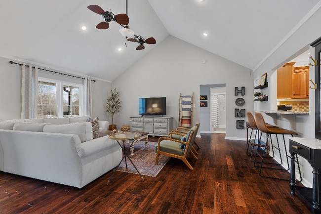 Photo - 1551 Decatur Dr