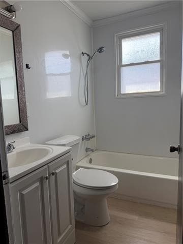 Photo - 10526 Alan St