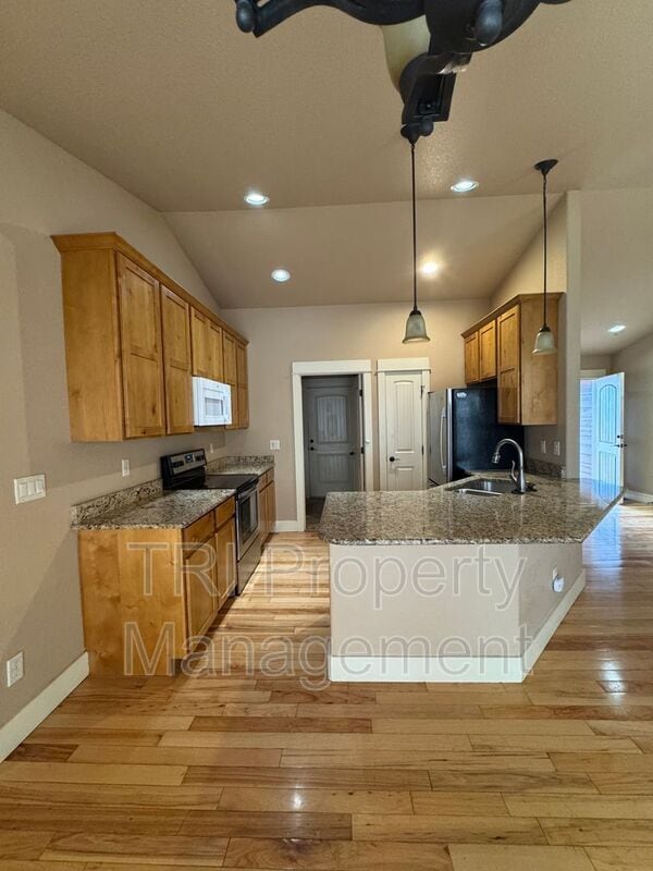 Photo - 4249 Woodlake Ln