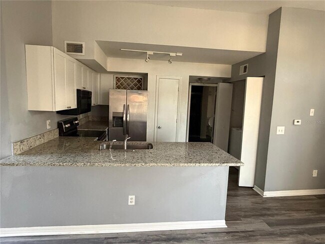 Photo - 7250 Westpointe Blvd Unit 1034