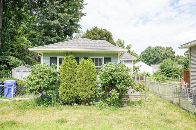 Photo - 215 Eddy St