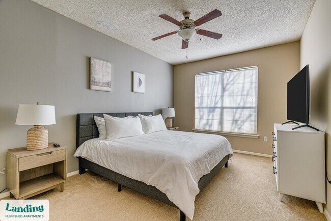 Photo - 7865 Grove Ct W Unidad 18-103