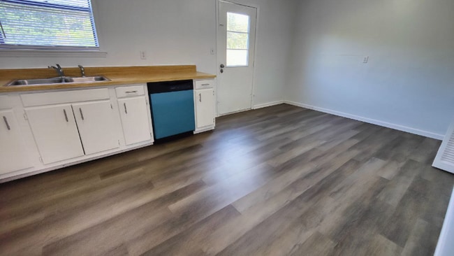 Photo - 401 Duke St Unidad 9