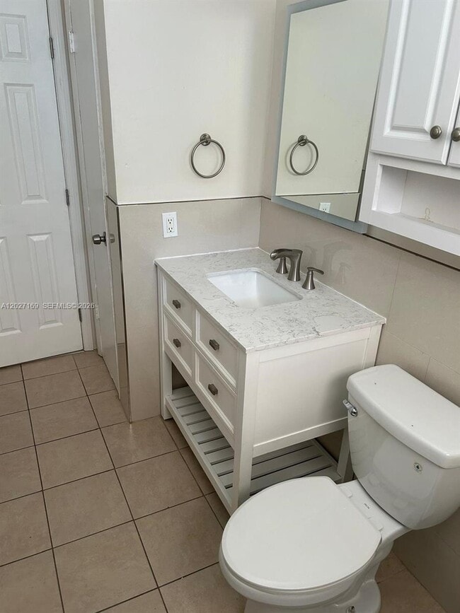 Photo - 1923 SW 99th Terrace