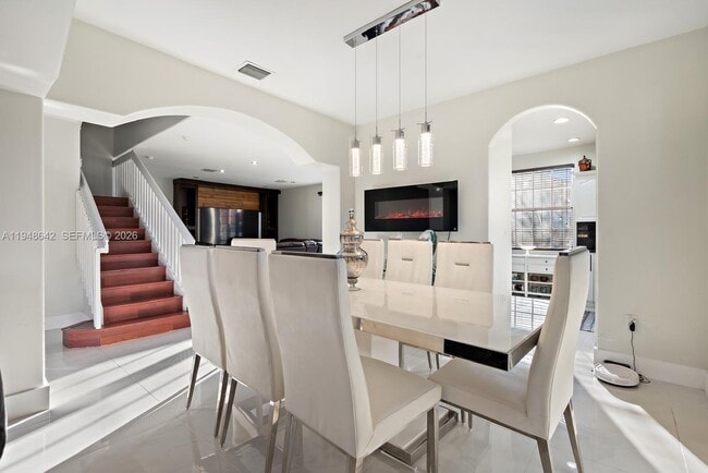 Photo - 1360 SW 142nd Ave