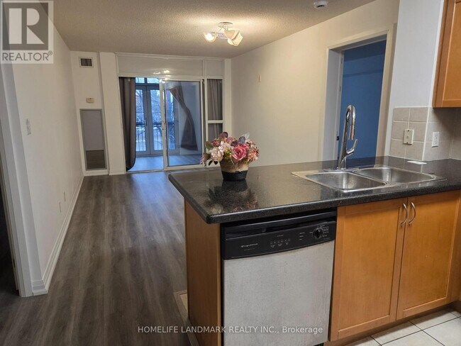 Photo - 7363 Kennedy Rd Unit 211