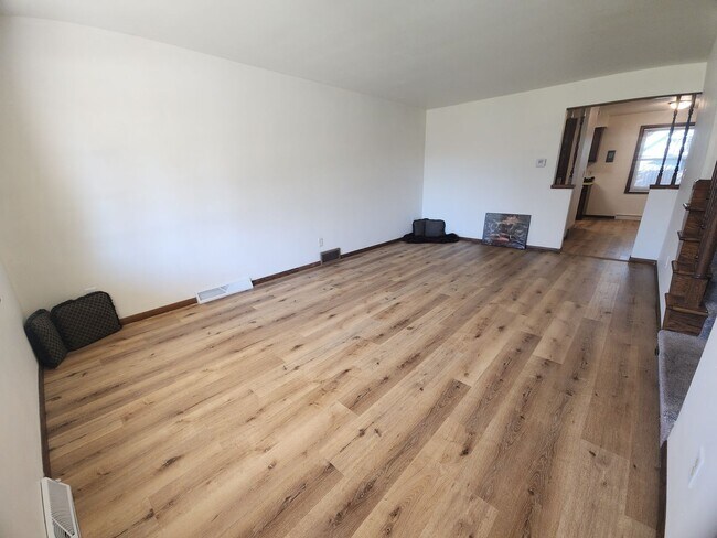 Photo - 706-708 N. Hawthorne Dr. Unidad 706 N. Hawthorne Dr.