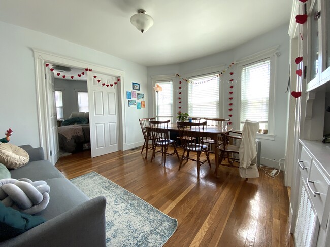Photo - 2 Vassar St Unit 1