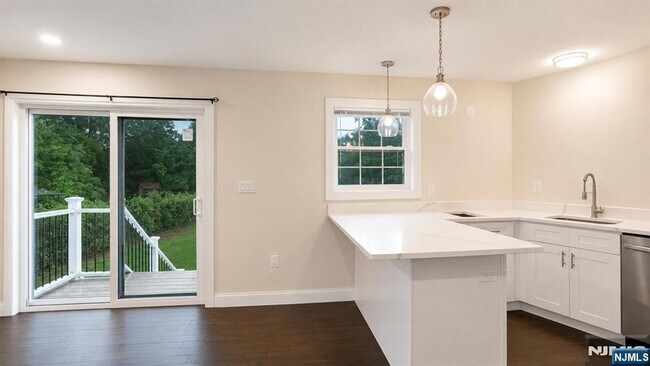 Photo - 7 Maple St Unit 1