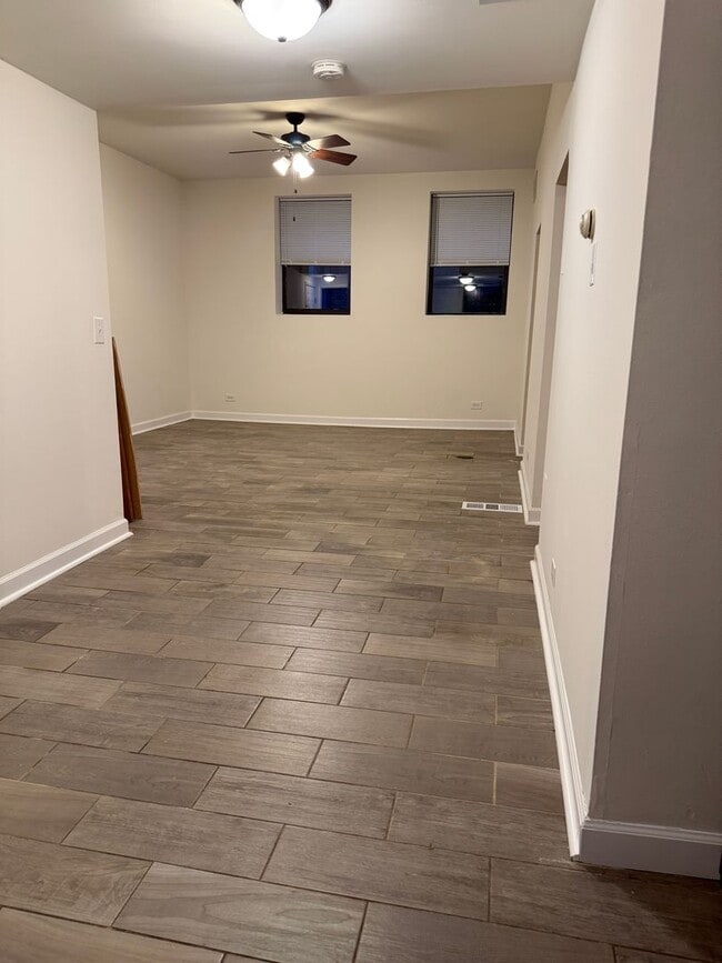 Photo - 4054 N Sheridan Rd Unidad BW