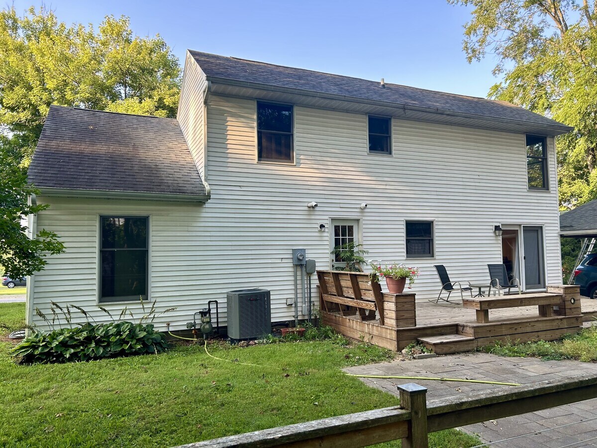 Photo - 5904 Phyllis St