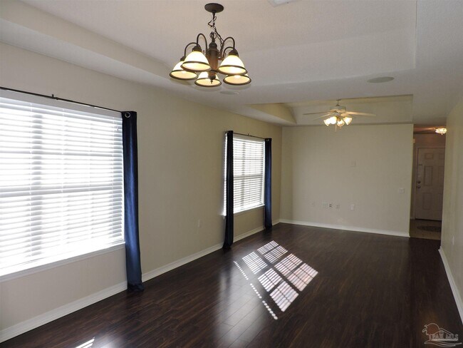 Photo - 1100 Sweetbriar St