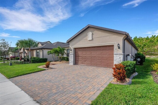 Photo - 361 Almansa St