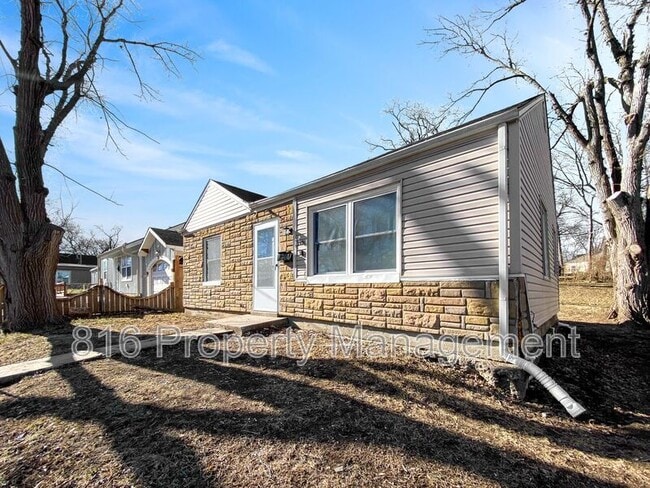 Photo - 2918 S 51st St