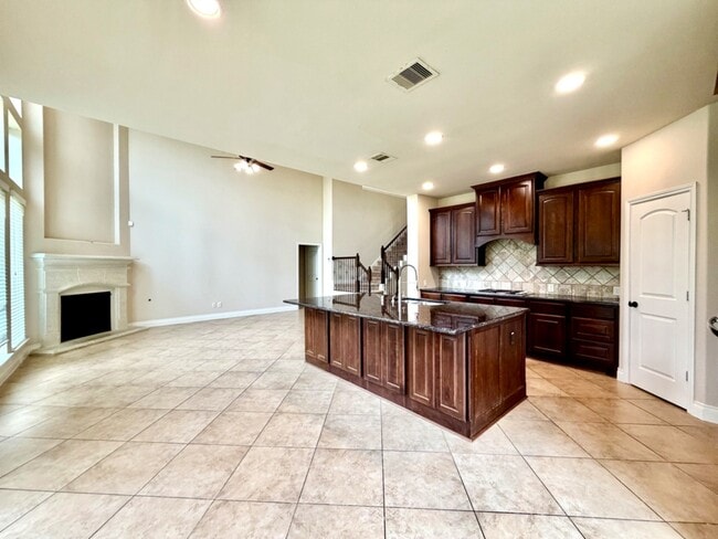 Photo - 11006 Glenrothers Dr