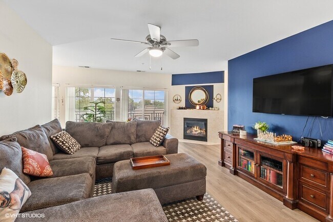 Photo - 17212 Oak Park Ave Unidad 3SE