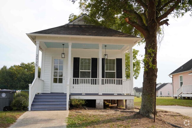 Building Photo - 2025 Elvin Dr Rental