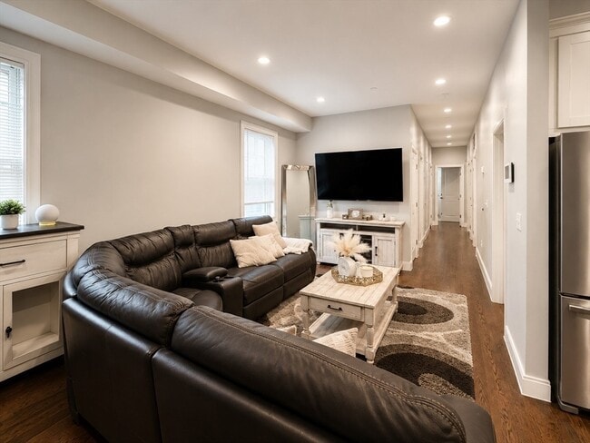 Photo - 7 Langford Park Unit 2