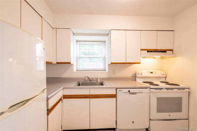 Photo - 101 Sylvan Ave Unit 65