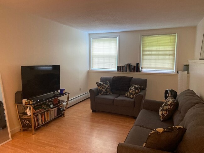 Photo - One bedroom condo at Ivy Place