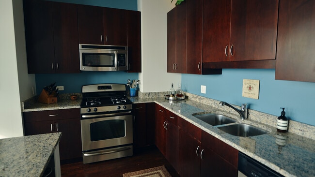 Photo - 65 E Monroe St Unit 4611