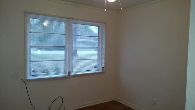 Photo - 1301 Leone Ave