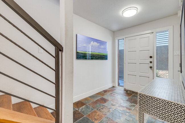 Photo - 4411 Gilbert Ave