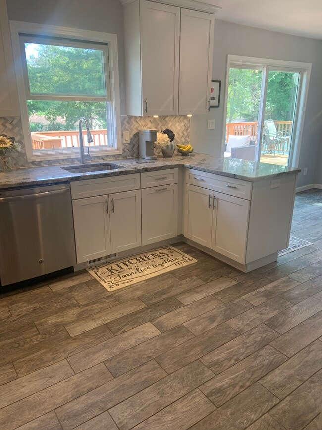 Photo - 82 Wagon Wheel Trl