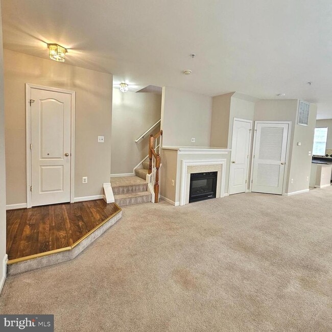 Photo - 5098 English Terrace Unidad 104