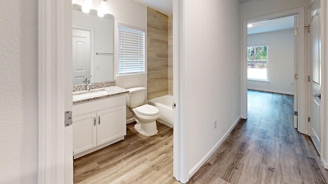 Photo - 2307 Homestead Cir