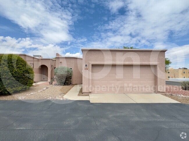 Building Photo - 1697 N Rio Yaqui Rental