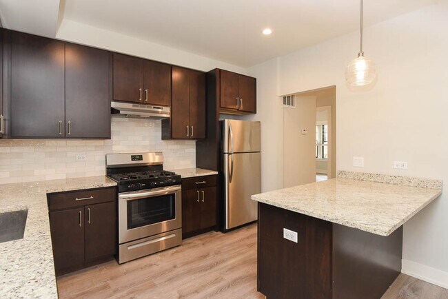 Photo - 1139 Maple Ave Unidad J03P