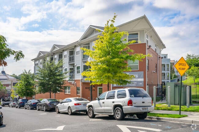 Building Photo - Bowen Flats Rental