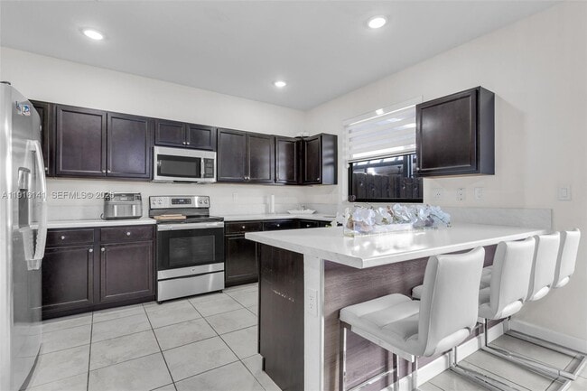 Photo - 11413 SW 252nd St