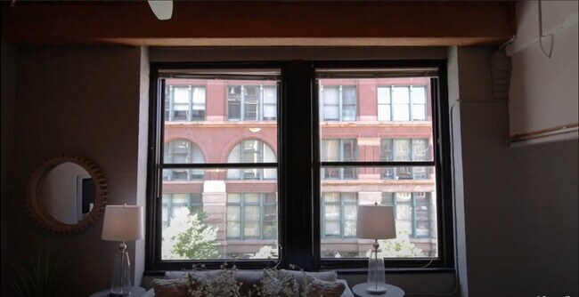 Photo - Bee Hat Lofts