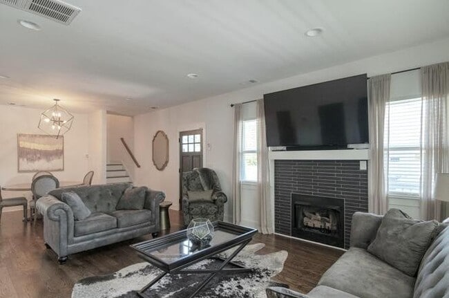 Photo - 3203 Anderson Pl