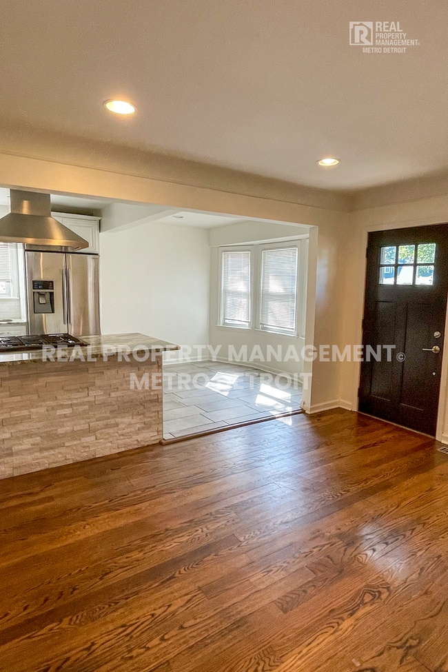 Photo - 1325 Cherokee Ave