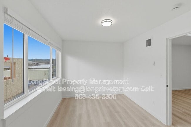 Photo - 826 S 19th St