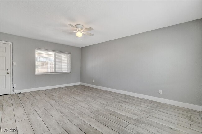 Photo - 1809 Linden Ave Townhome